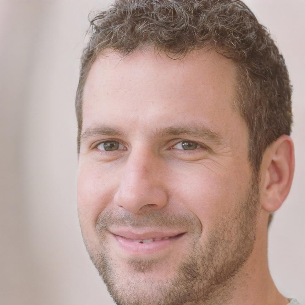 Callum Lindqvist, founder and lead financial analyst at solavirextan